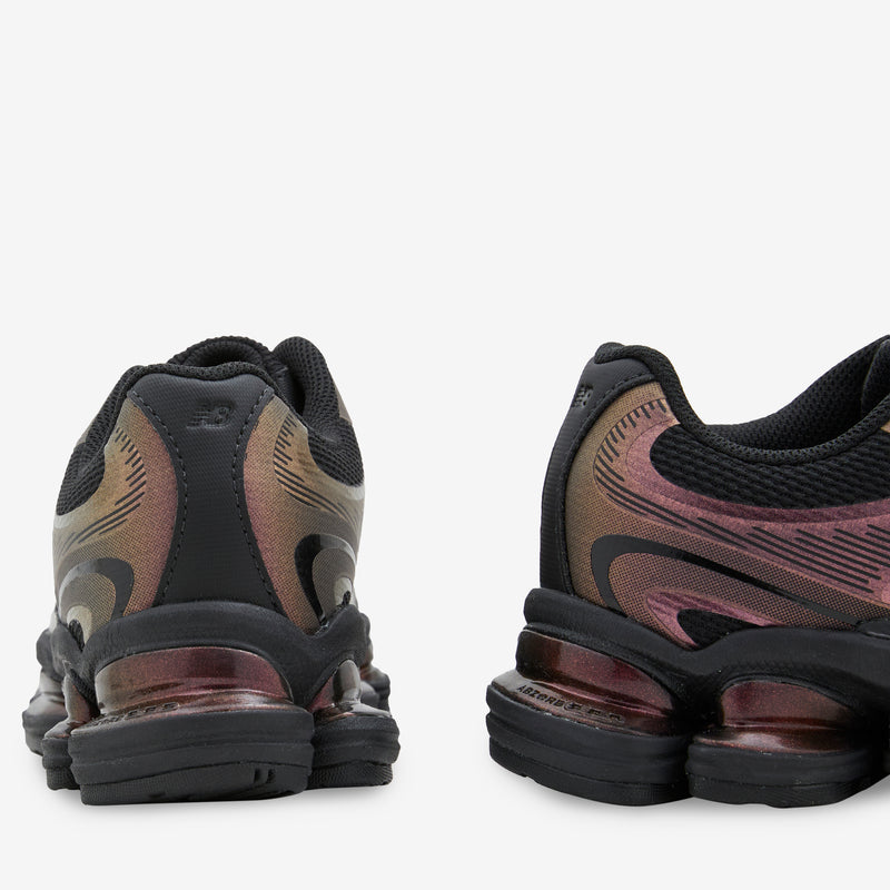 Abzorb 2000 Iridescent | Black Footwear