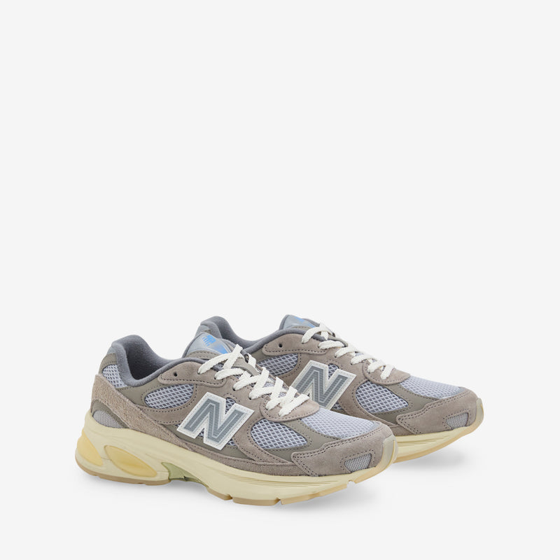 2010 Grey Days Arid Stone | Raincloud | Calcium Footwear