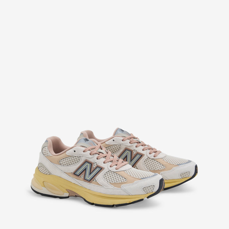 2010 Rose | Beige Footwear