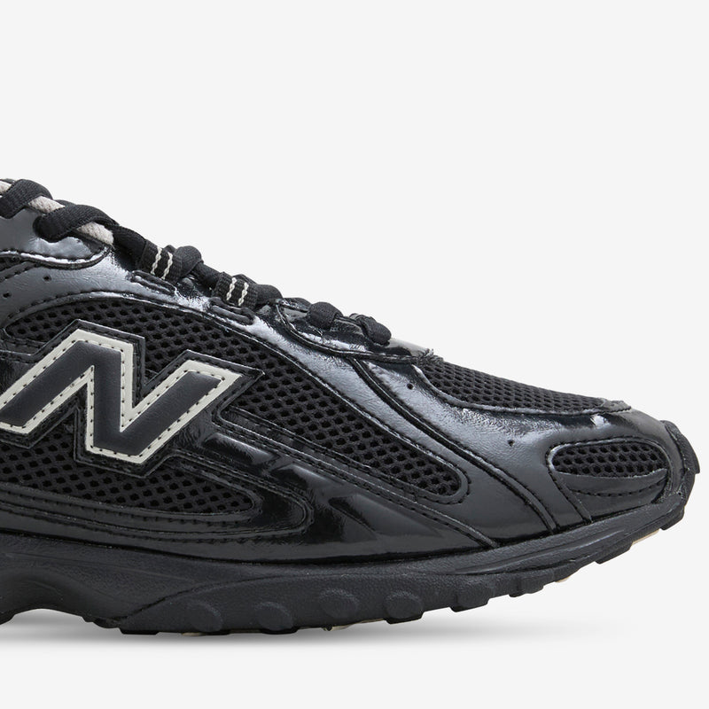204L Black | Timberwolf Footwear