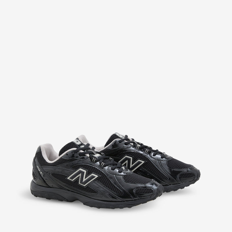 204L Black | Timberwolf Footwear