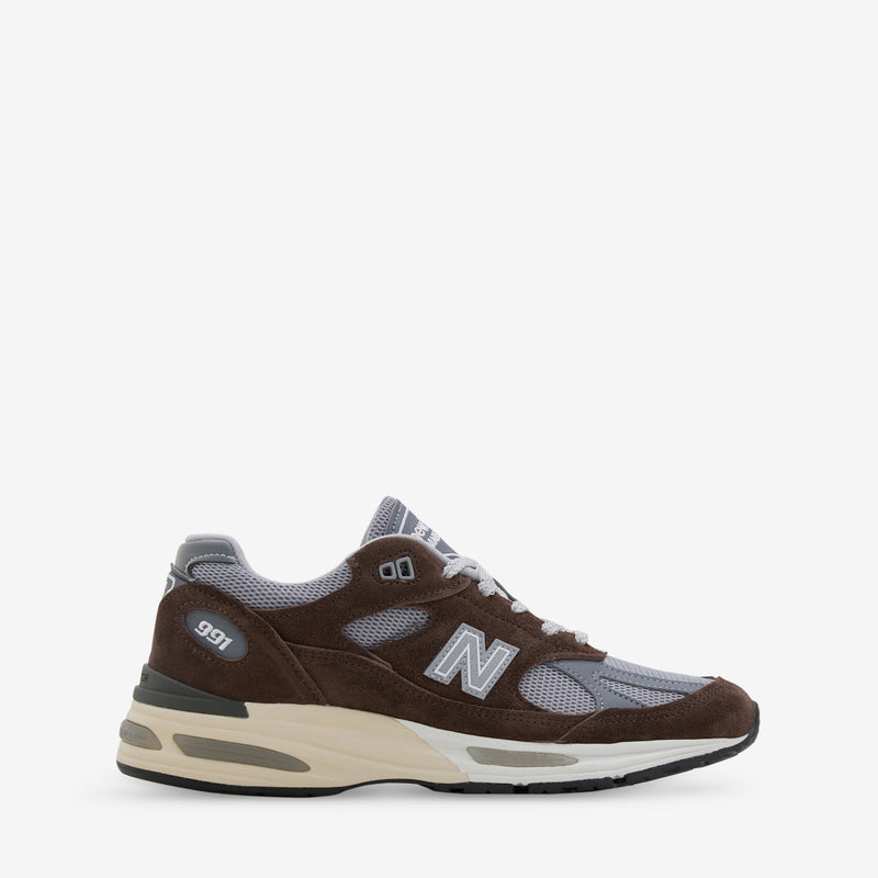 Made in UK 991v2 Slate Black | Alloy | Smoked Pearl Footwear