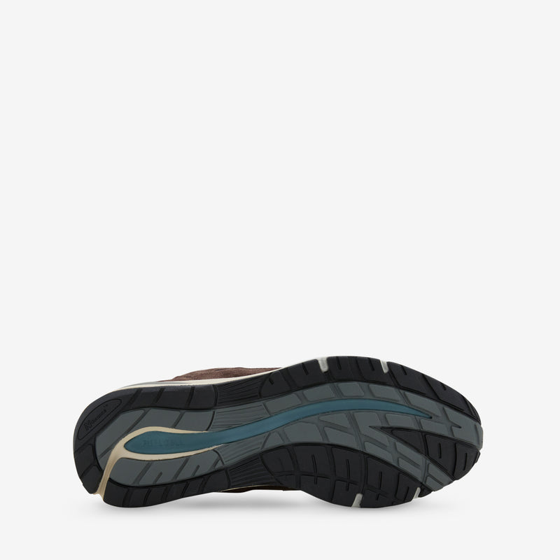 Made in UK 991v2 Slate Black | Alloy | Smoked Pearl Footwear