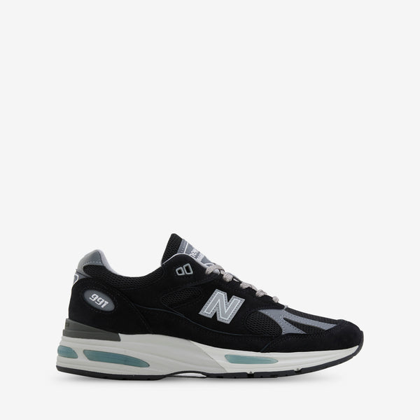 Made in UK 991v2 Black | Smoked Pearl | Silver Footwear