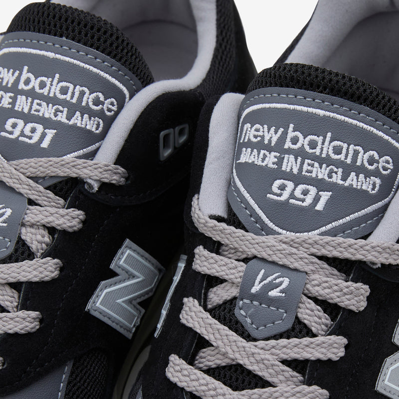 Made in UK 991v2 Black | Smoked Pearl | Silver Footwear