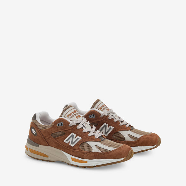 Made in UK 991v2 Caramel | Dijon Footwear