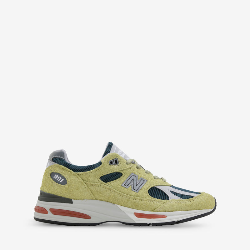 Made in UK 991v2 Beechnut | Trekking Green | Oyster Mushroom Footwear