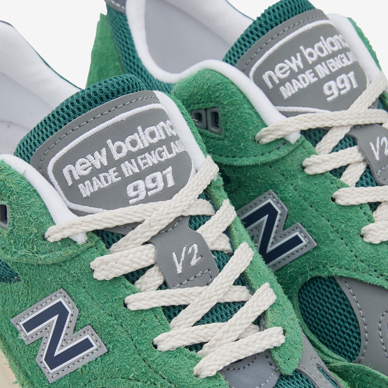 Made in UK 991v2 Mineral Green | Comfrey | Moon Mist Footwear