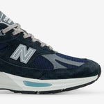 Made in UK 991v2 Dark Navy | Smoked Pearl | Silver