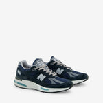 Made in UK 991v2 Dark Navy | Smoked Pearl | Silver