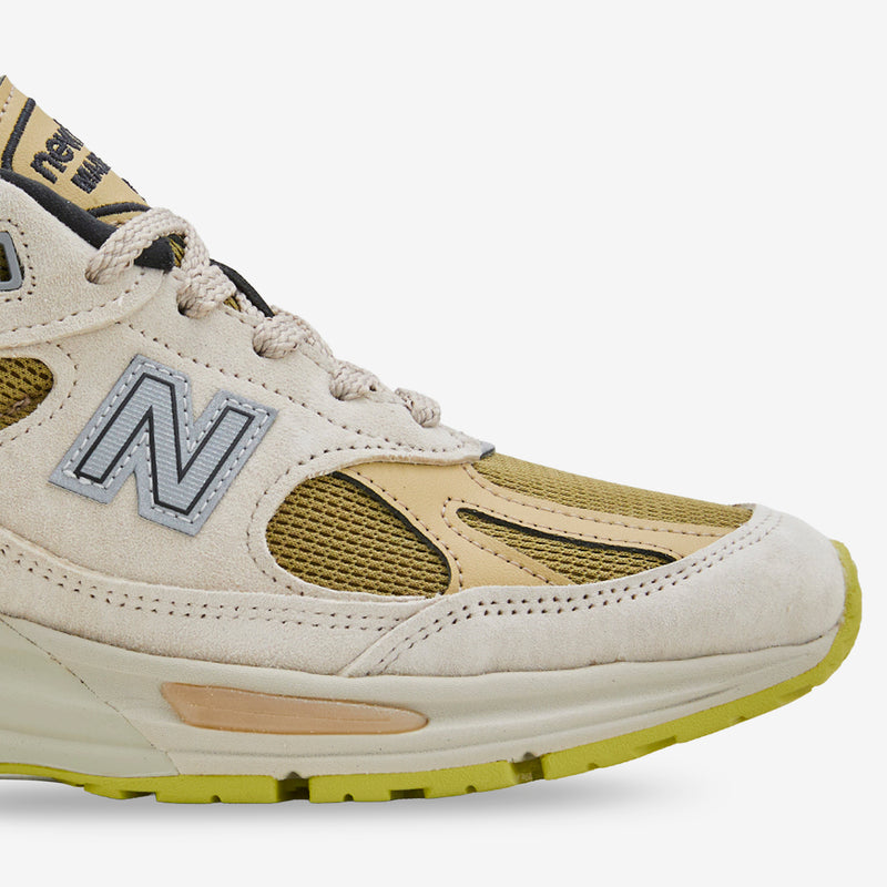 Made in UK 991v2 Silver | Birch Footwear