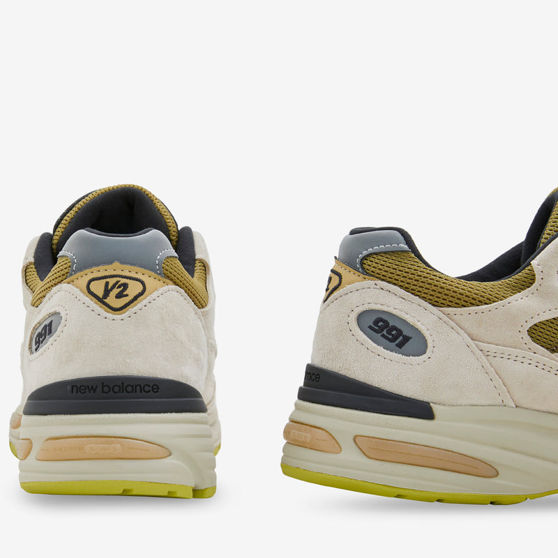 Made in UK 991v2 Silver | Birch Footwear