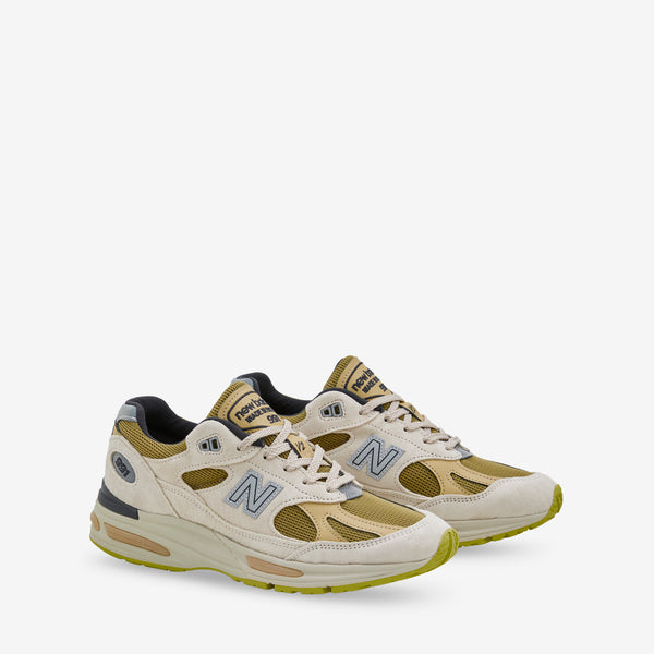 Made in UK 991v2 Silver | Birch Footwear