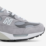 U992GY Grey | White