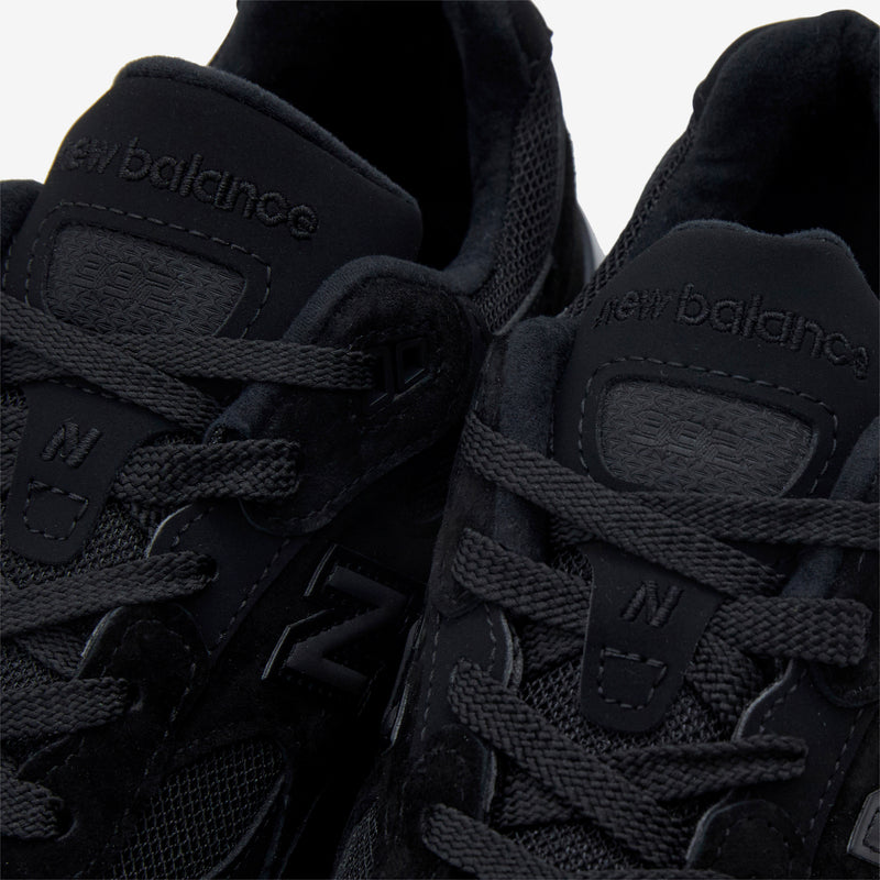Made in USA 992 Black Footwear