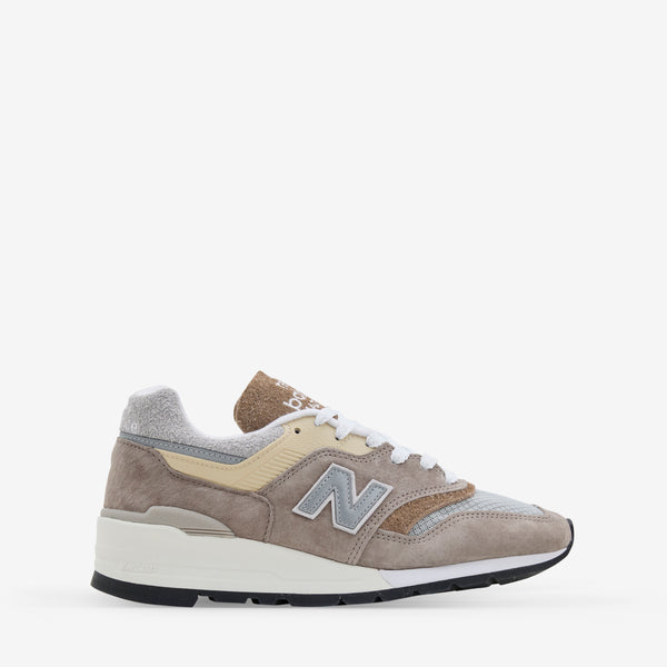 Made in USA 997 Light Mushroom | Mirage Grey Footwear