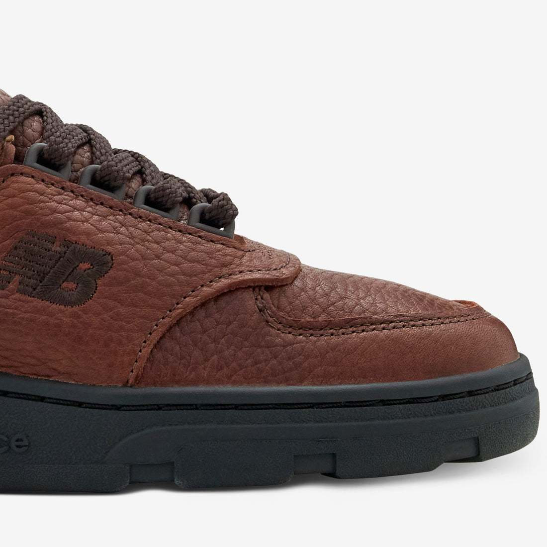 UADWBRN Tortoise Shell | Black Coffee | Black Footwear