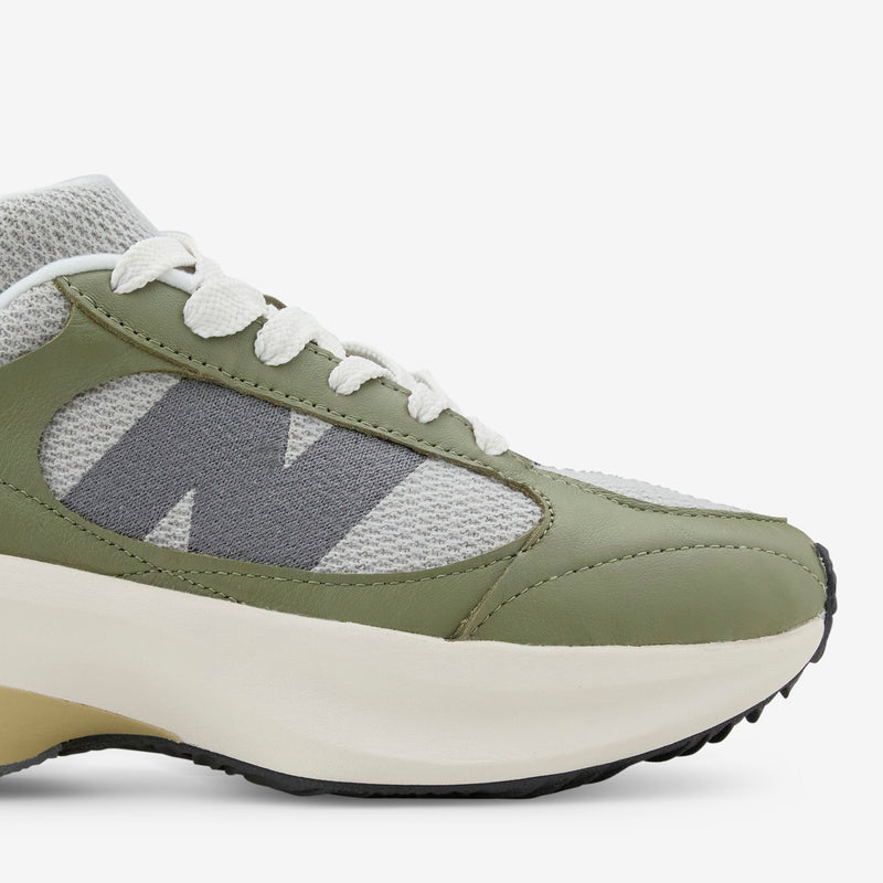 WRPD Runner Olive Footwear