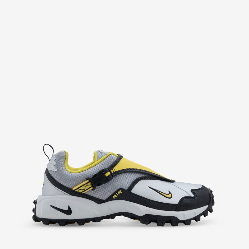 ACG Phassad Black | Yellow Zest | Metallic Silver Footwear