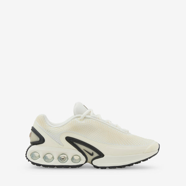 Air Max Dn Sail | Black | Coconut Milk | Beach Footwear