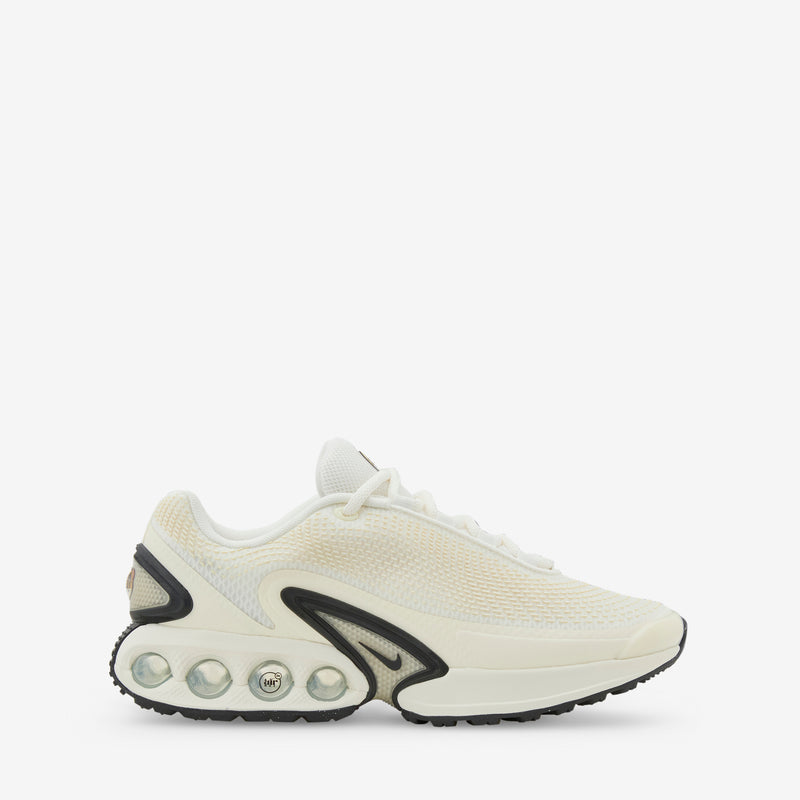 Air Max Dn Sail | Black | Coconut Milk | Beach Footwear