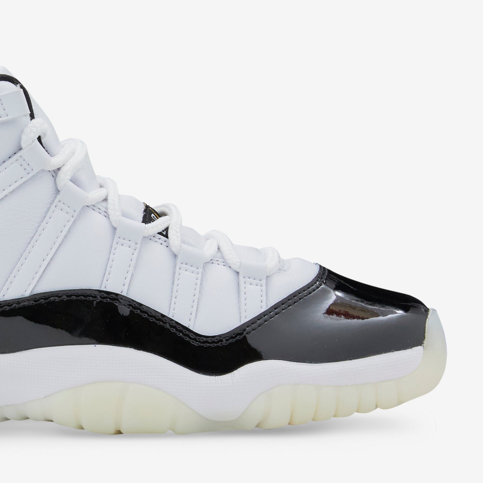 Jordans 11 all black outlet