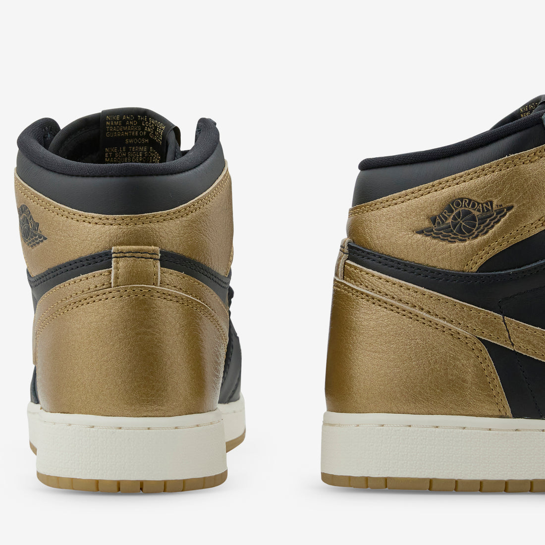 Grade School Air Jordan 1 High OG Black | Metallic Gold | Sail Footwear