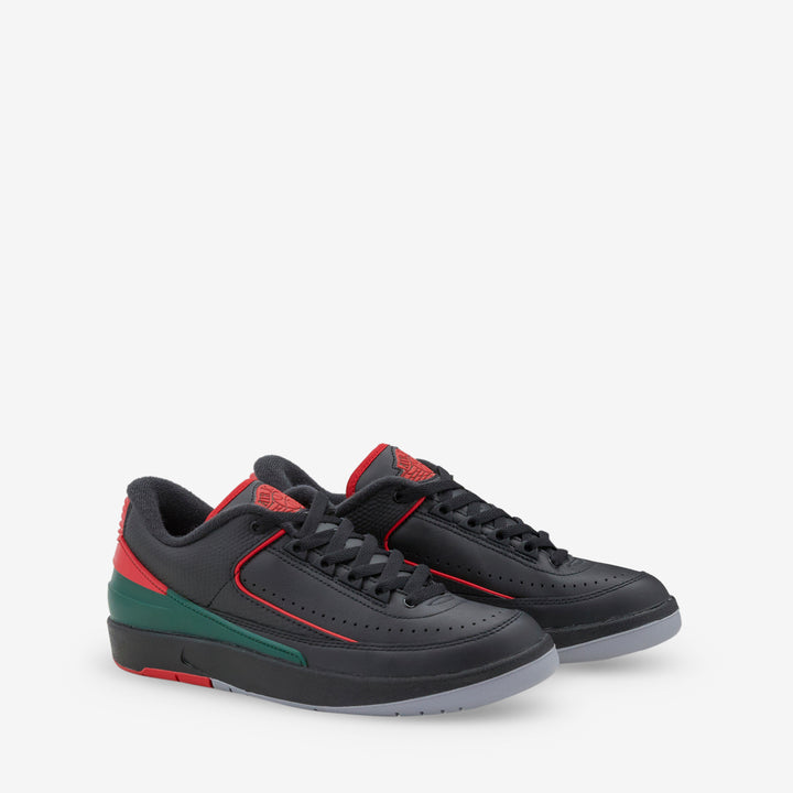 Air Jordan 2 Retro Low Black | Fire Red | Cement Grey Front