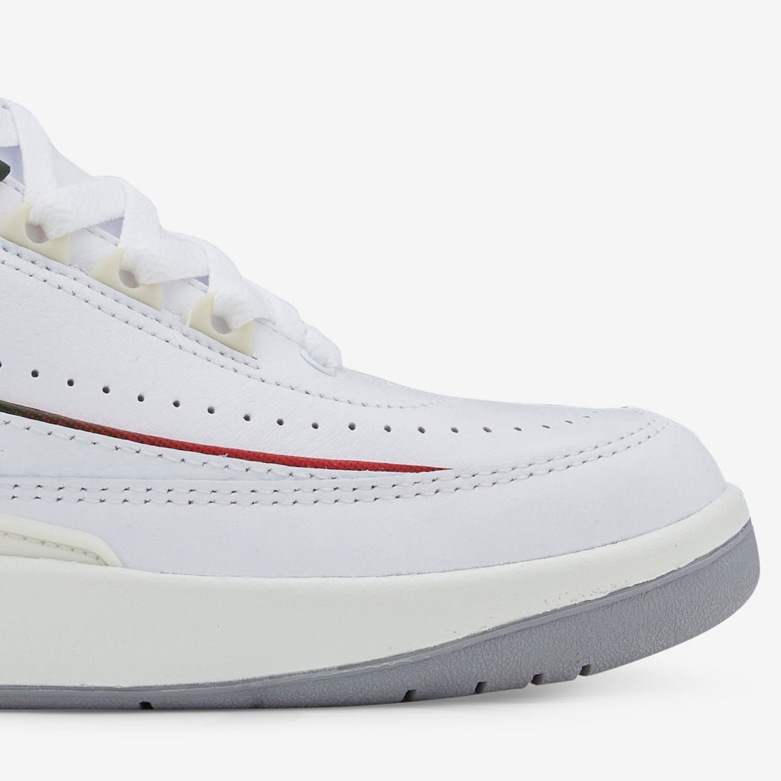 Air Jordan 2 Retro White | Fire Red | Fir | Sail Footwear