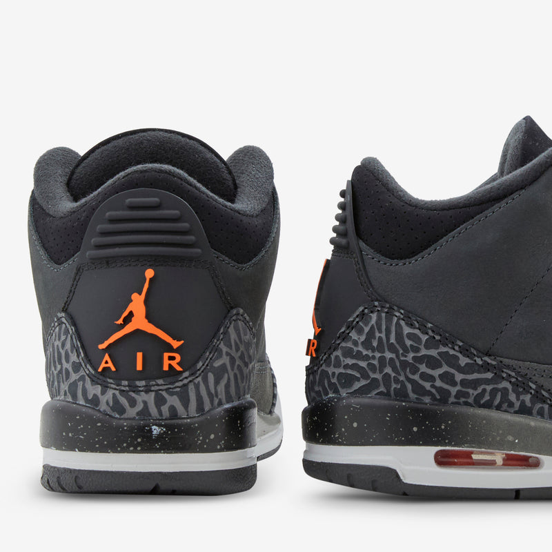 Grade School Air Jordan 3 Retro Night Stadium | Total Orange | Black