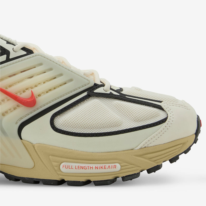 Air Pegasus Wave Coconut Milk | Picante Red | Black Footwear