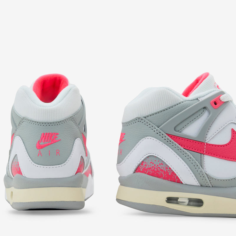 Air Tech Challenge 2 White | Racer Pink | Light Smoke Grey Footwear