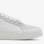 Blazy White | Summit White | Sail