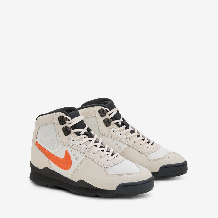 Baltoro Chalk | Sail | Safety Orange | Black Front