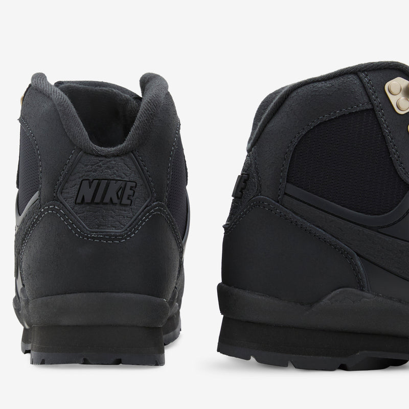 Baltoro SP Black | Black | Metallic Gold | White Footwear