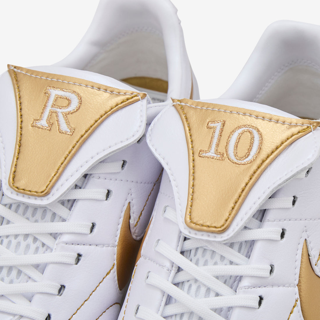 Cryoshot Tiempo Legend R10 OG White | Metallic Gold | White Footwear
