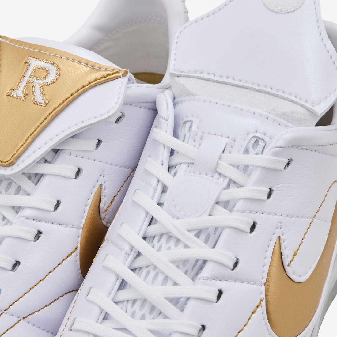 Cryoshot Tiempo Legend R10 OG White | Metallic Gold | White Footwear