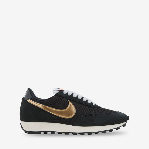 Daybreak SP Black | Metallic Gold | Black Footwear