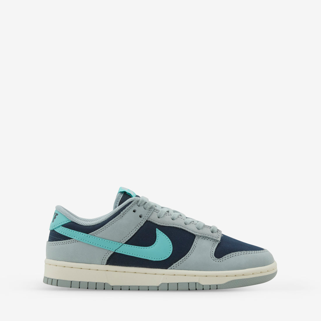 Dunk Low Retro Premium Light Pumice | Green Frost | Dark Obsidian Footwear