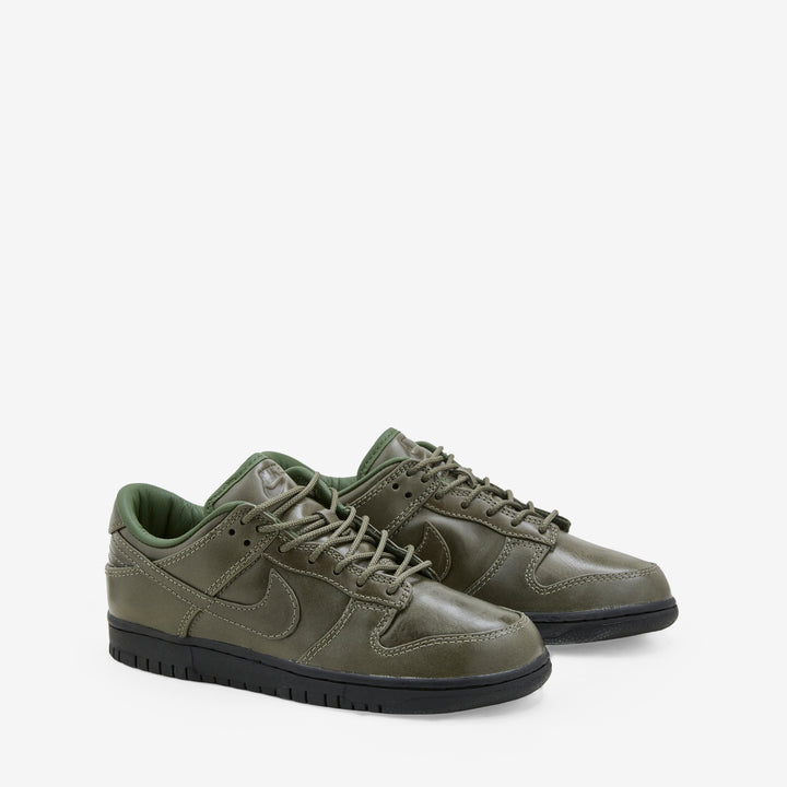 Dunk Low Retro Premium Army Olive | Army Olive | Black Front