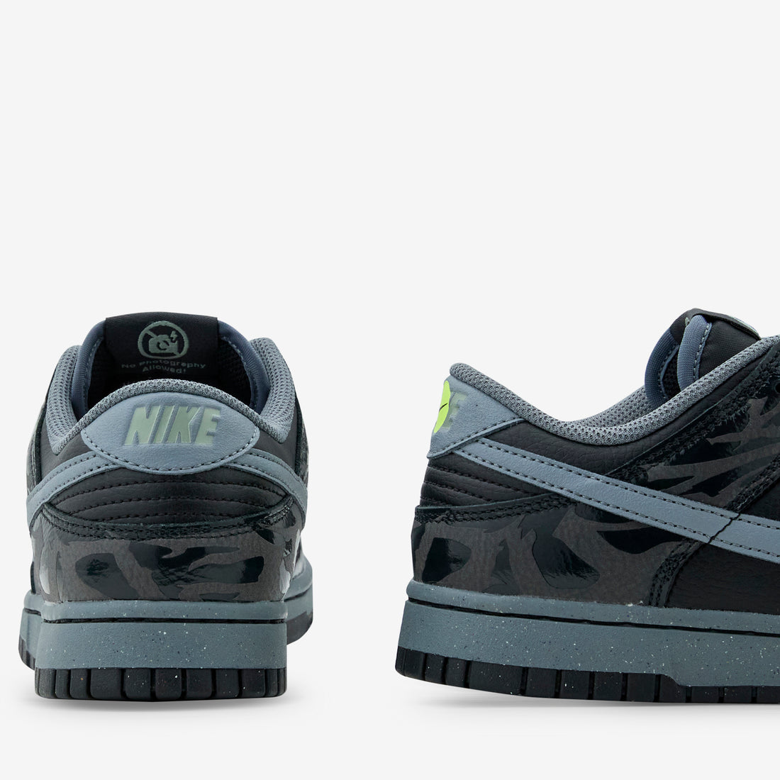 Dunk Low Retro 'Berlin' Off Noir | Cool Grey | Black | Jade Horizon Footwear