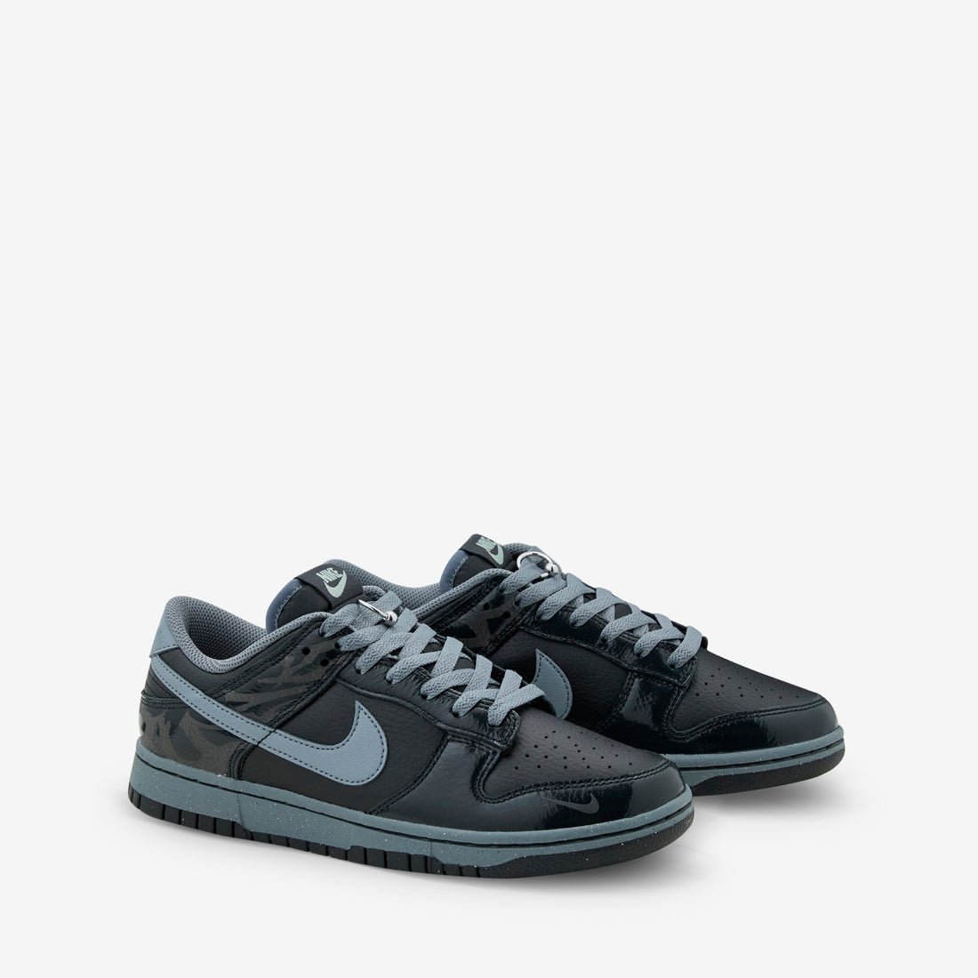 Dunk Low Retro 'Berlin' Off Noir | Cool Grey | Black | Jade Horizon Footwear