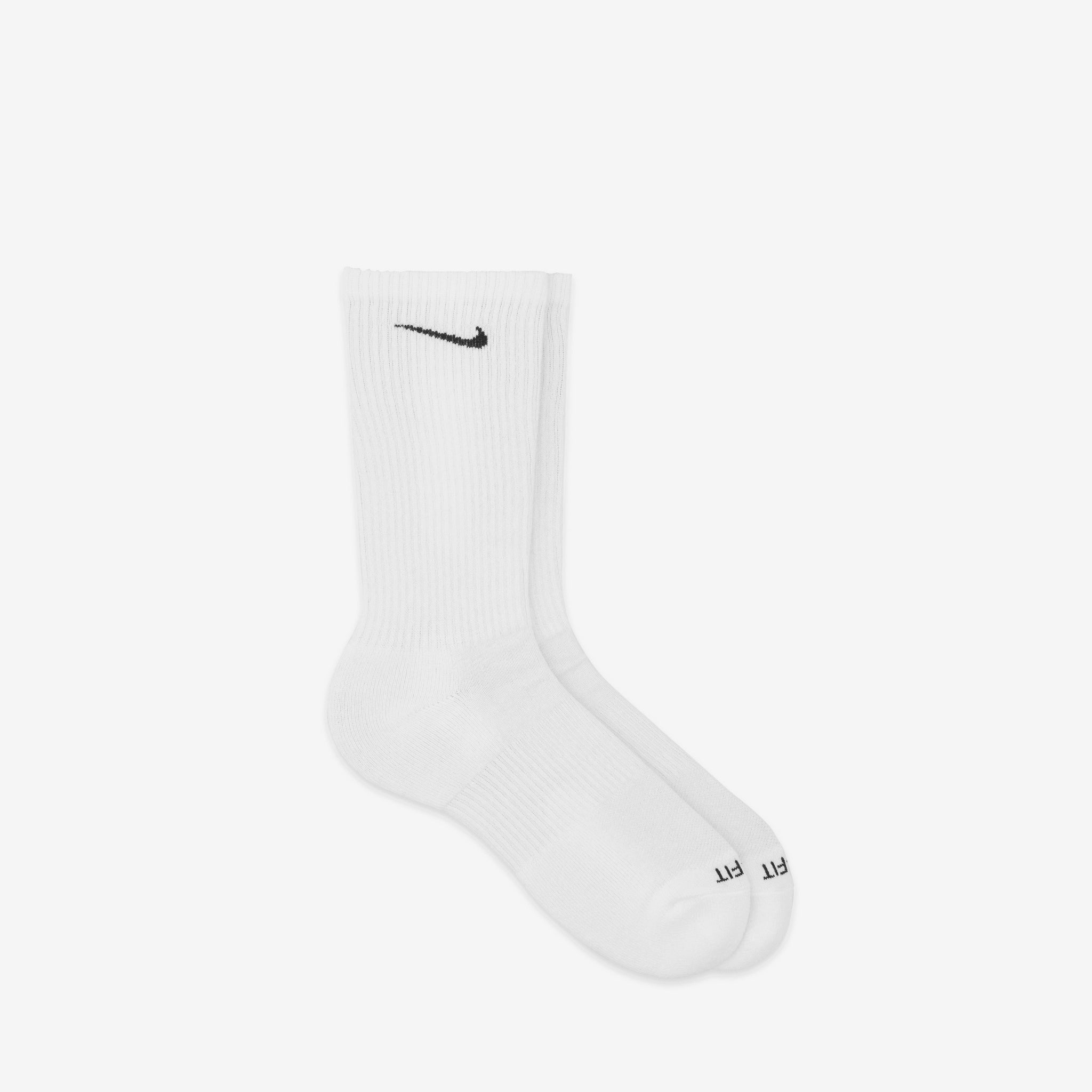 nike everyday crew socks white