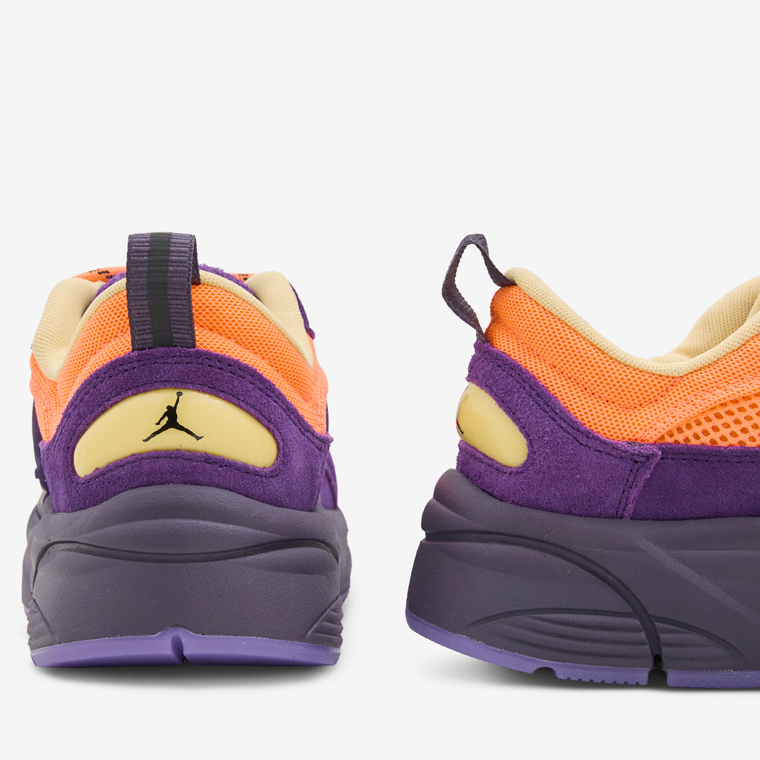 Jordan Trunner O/S SP Bright Mango | Black | Eggplant | Melon Tint Footwear