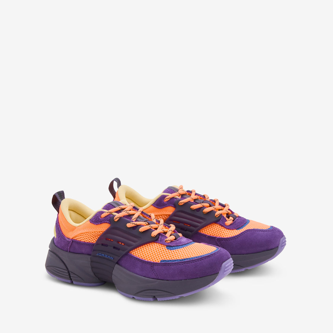 Jordan Trunner O/S SP Bright Mango | Black | Eggplant | Melon Tint Footwear