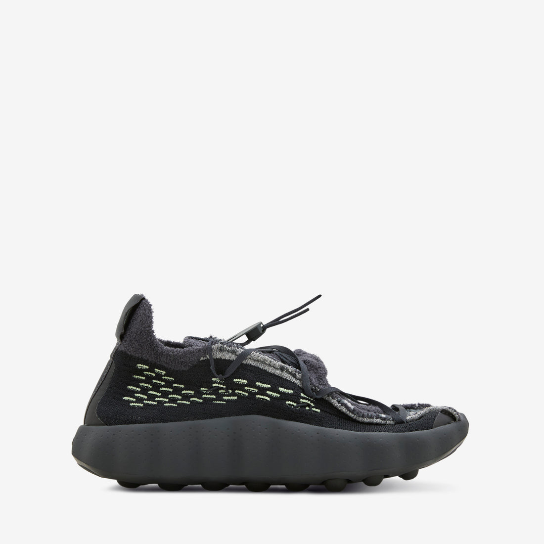 Mind 002 Flyknit Black | Dark Smoke Grey | Anthracite Footwear