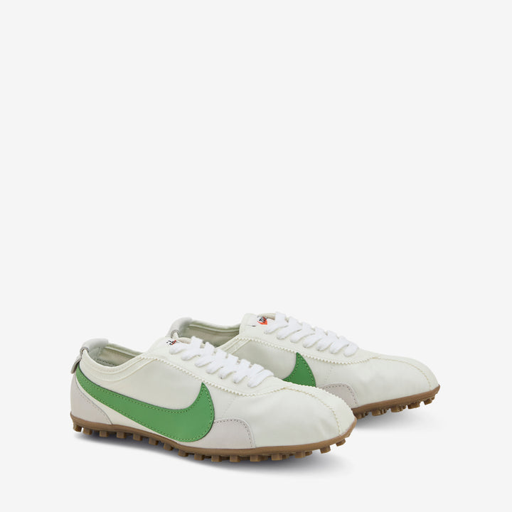 Women's Moon Shoe OG SP Sail | Chlorophyll | Light Bone Front