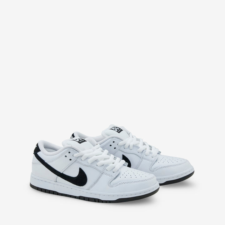 SB Dunk Low Pro White | Black | White | Black Front