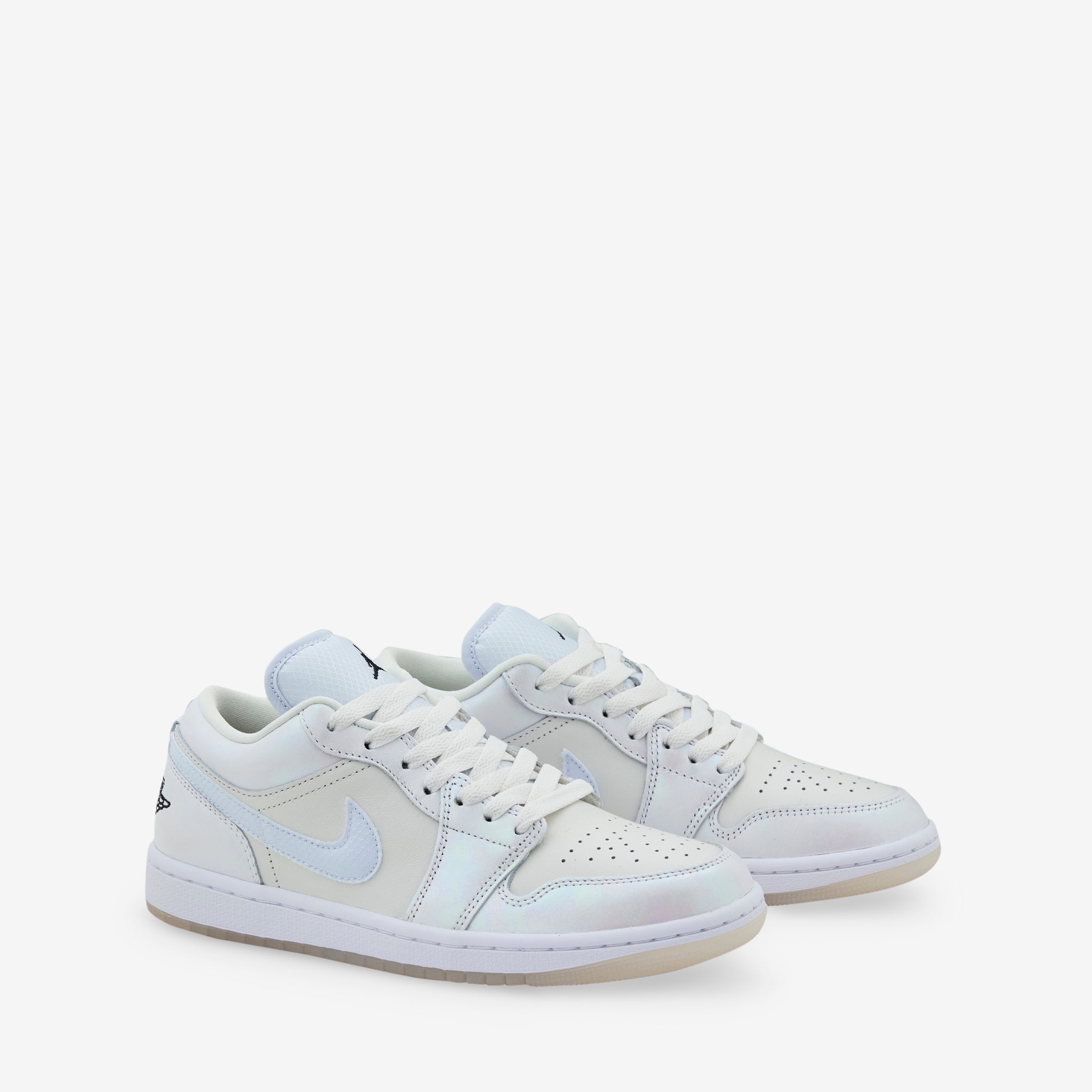 places to buy jordan 1s near me