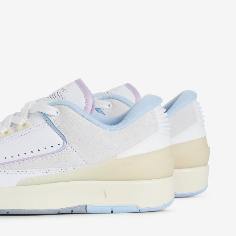 Women s Air Jordan 2 Retro Low Summit White Varsity Red Ice Blue